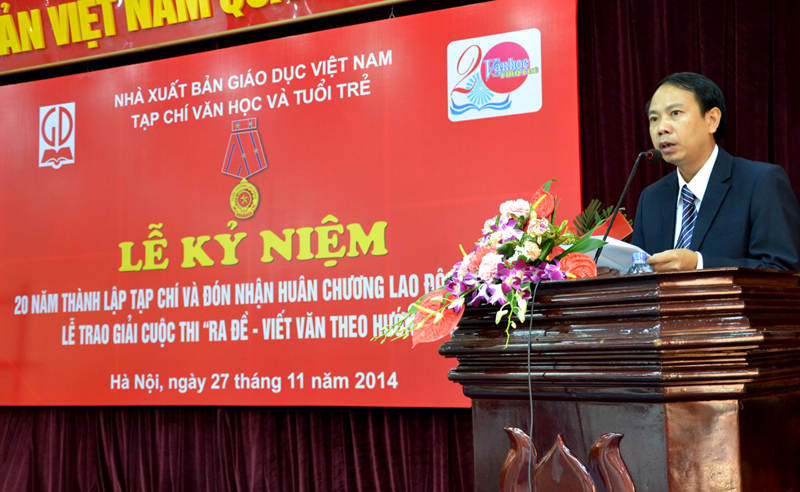 Lễ kỷ niệm 20 Tạp chí Văn học và Tuổi trẻ